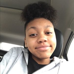 Meet your Posher, Leia